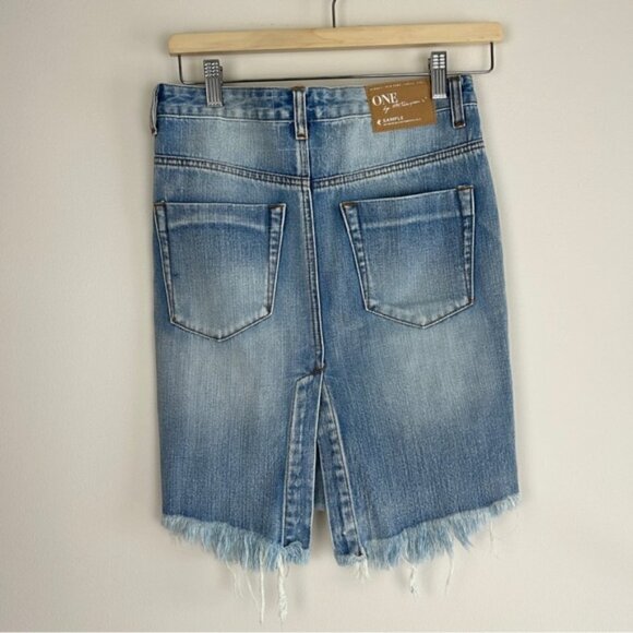 One Teaspoon Distressed Denim mini skirt 26 - Picture 3 of 6